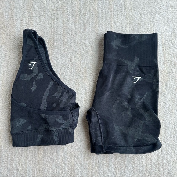 Gymshark Set - Picture 1 of 5